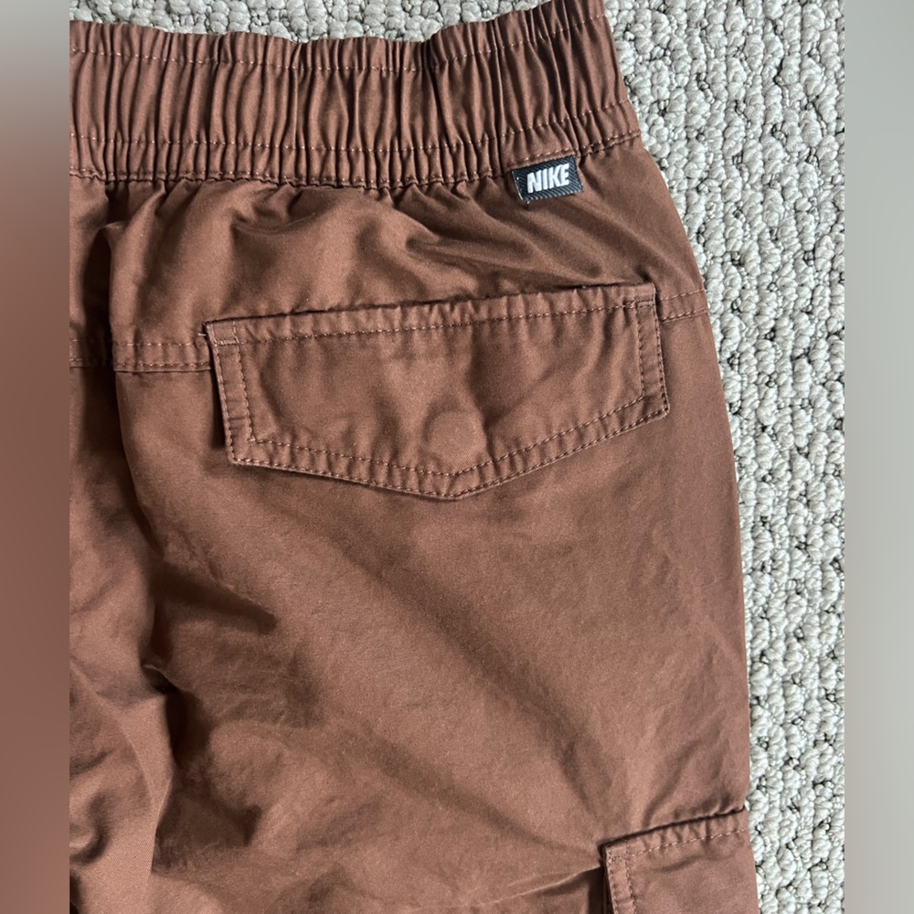 Nike Brown Cargo Pants with White Logo size medium baggy fit - Picture 5 of 6